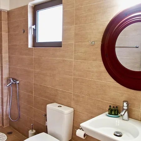 Lena Mare Aparthotel Chrani