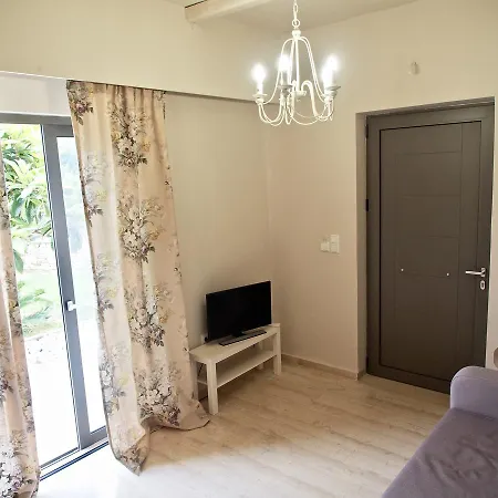 Lejlighedshotel Lena Mare 4*