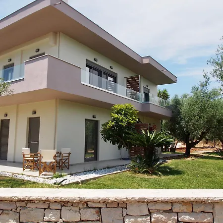 Lejlighedshotel Lena Mare 4*